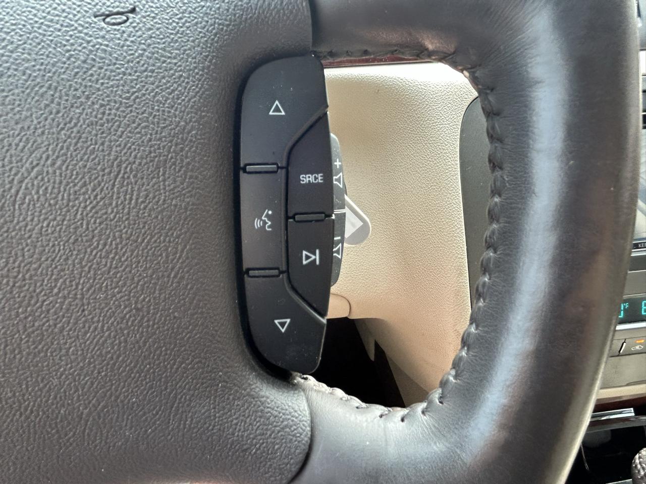 Buick Lucerne 4dr Sdn V6 CXL 2008