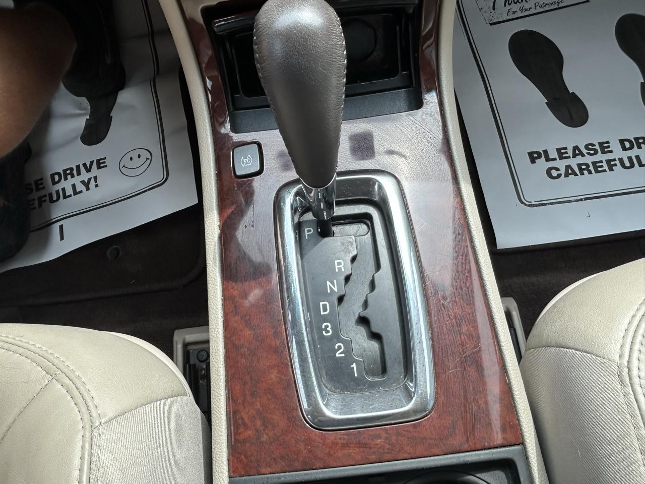 Buick Lucerne 4dr Sdn V6 CXL 2008
