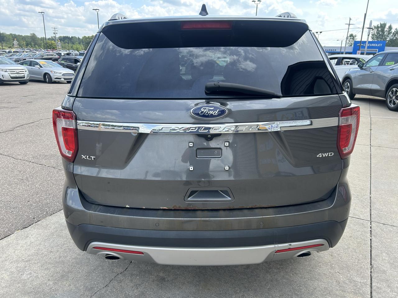 Ford Explorer 4WD 4dr XLT 2016