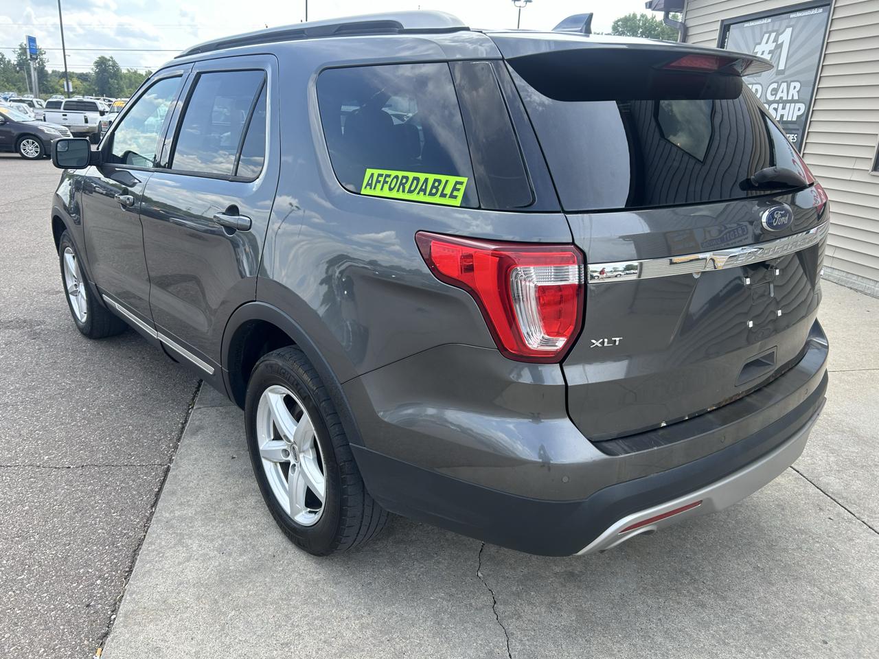 Ford Explorer 4WD 4dr XLT 2016
