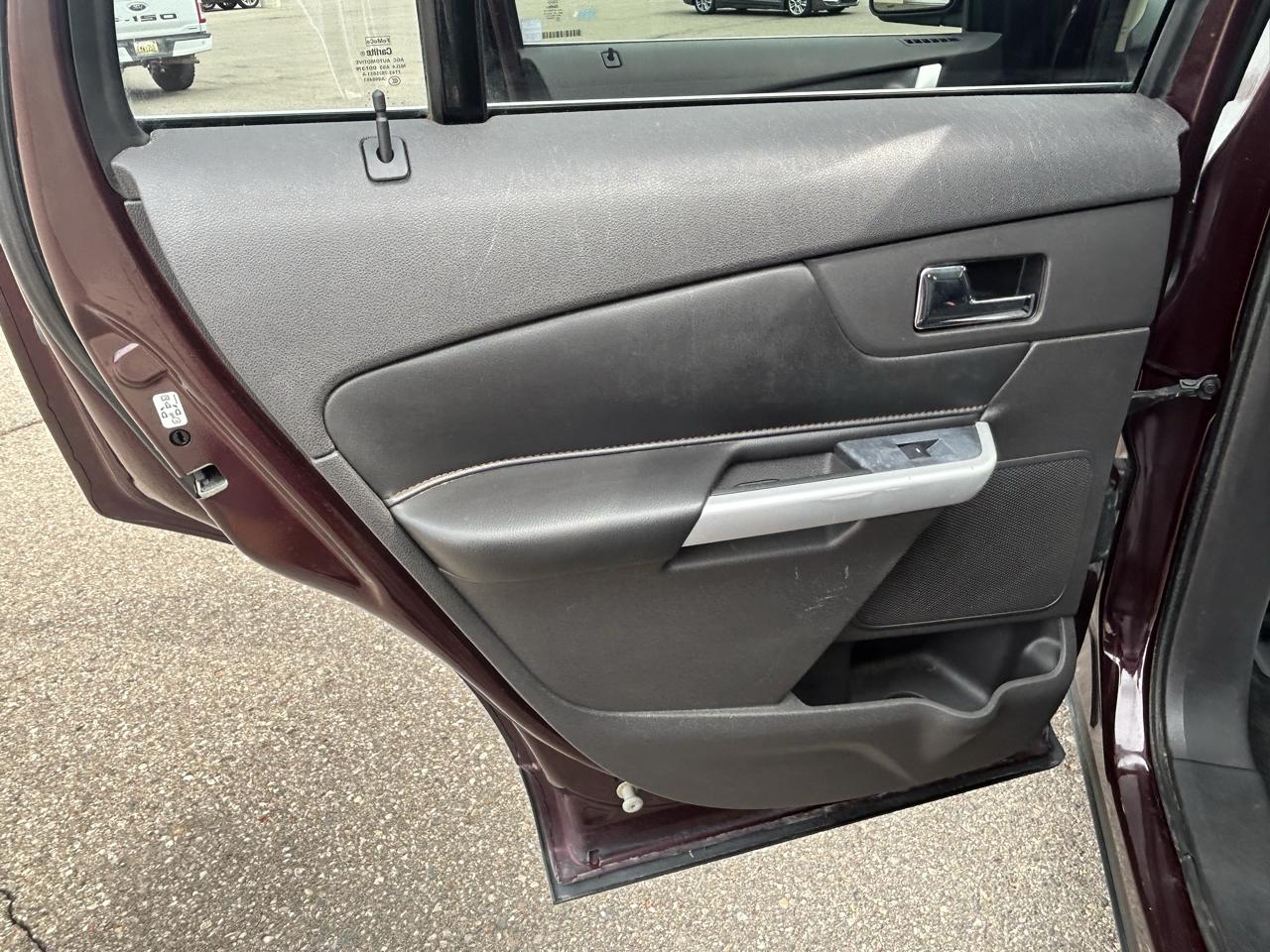 Ford Edge 4dr Limited FWD 2011
