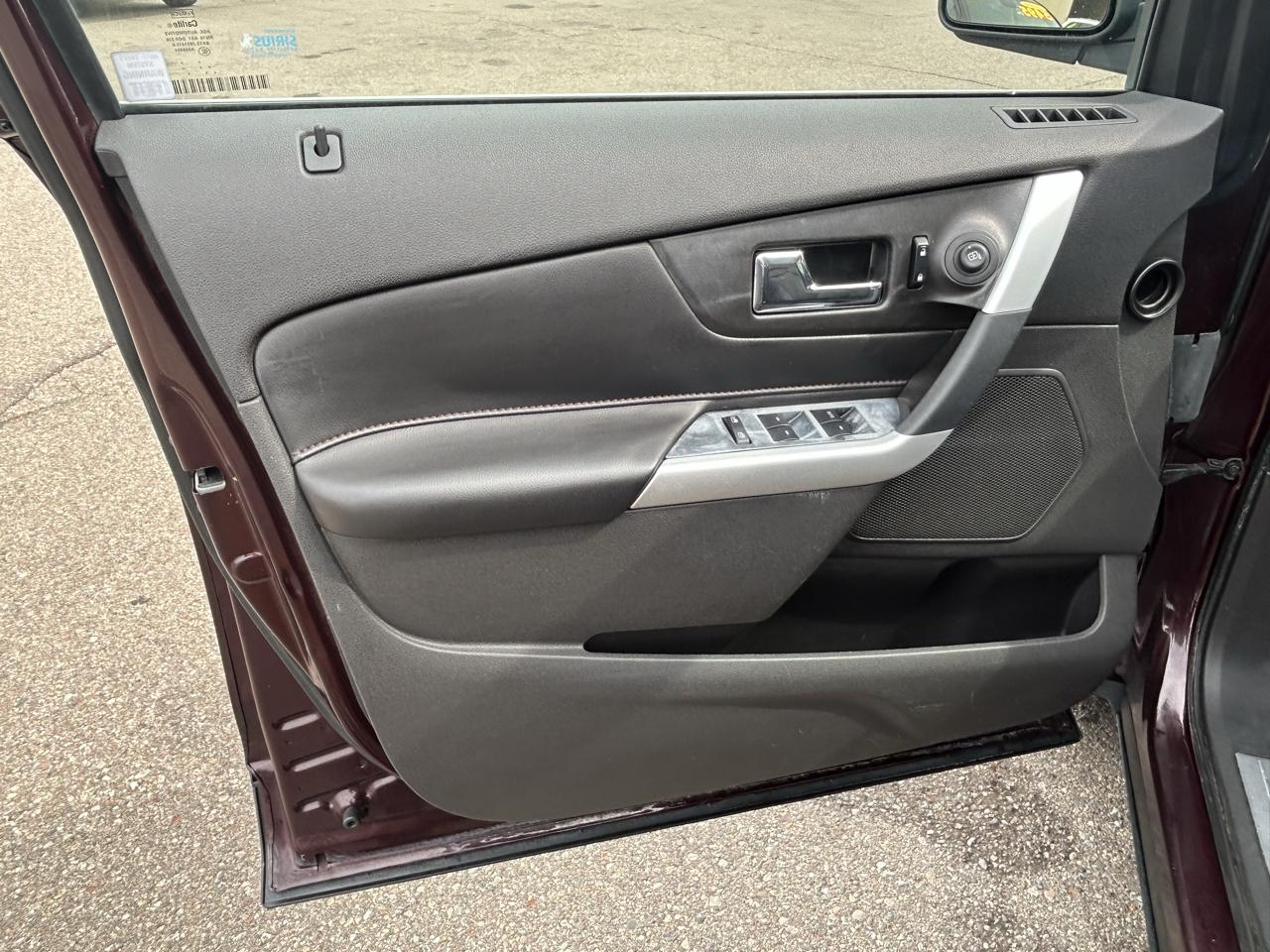 Ford Edge 4dr Limited FWD 2011