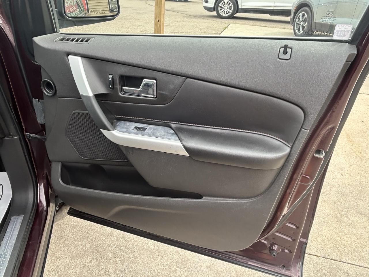 Ford Edge 4dr Limited FWD 2011