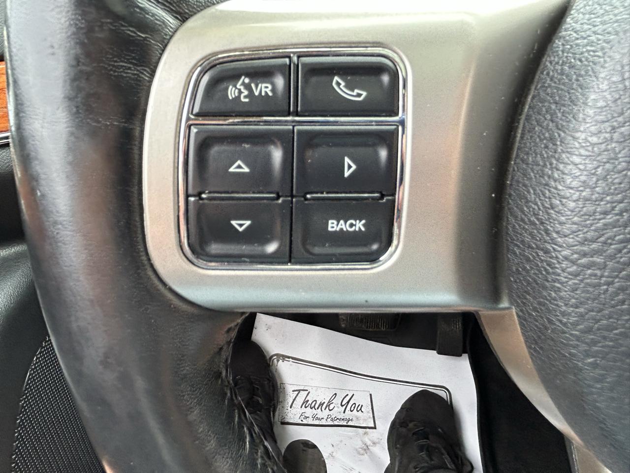 Jeep Grand Cherokee 4WD 4dr Overland 2011