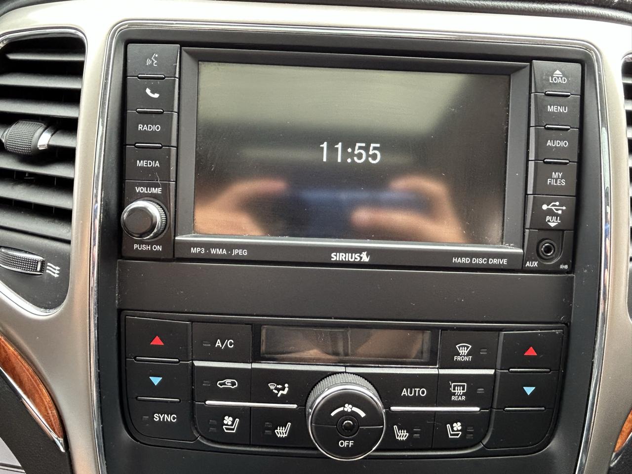 Jeep Grand Cherokee 4WD 4dr Overland 2011