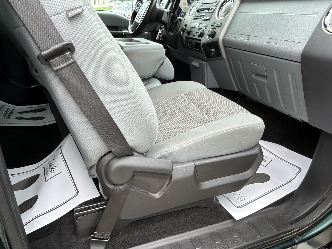 Ford Super Duty F-350 SRW 4WD Crew Cab 156" King Ranch 2011