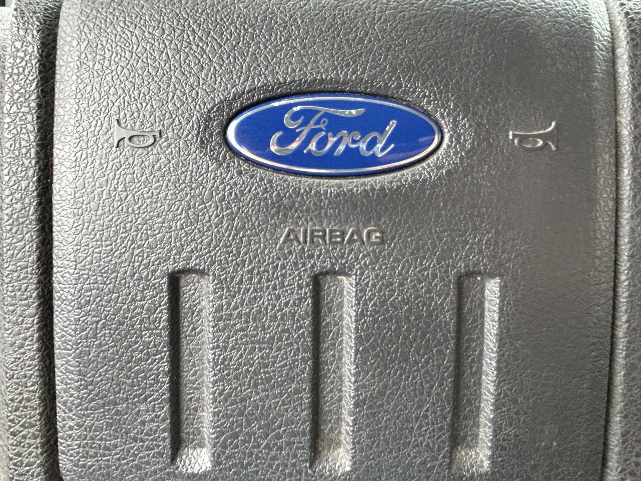 Ford Super Duty F-350 SRW 4WD Crew Cab 156" King Ranch 2011