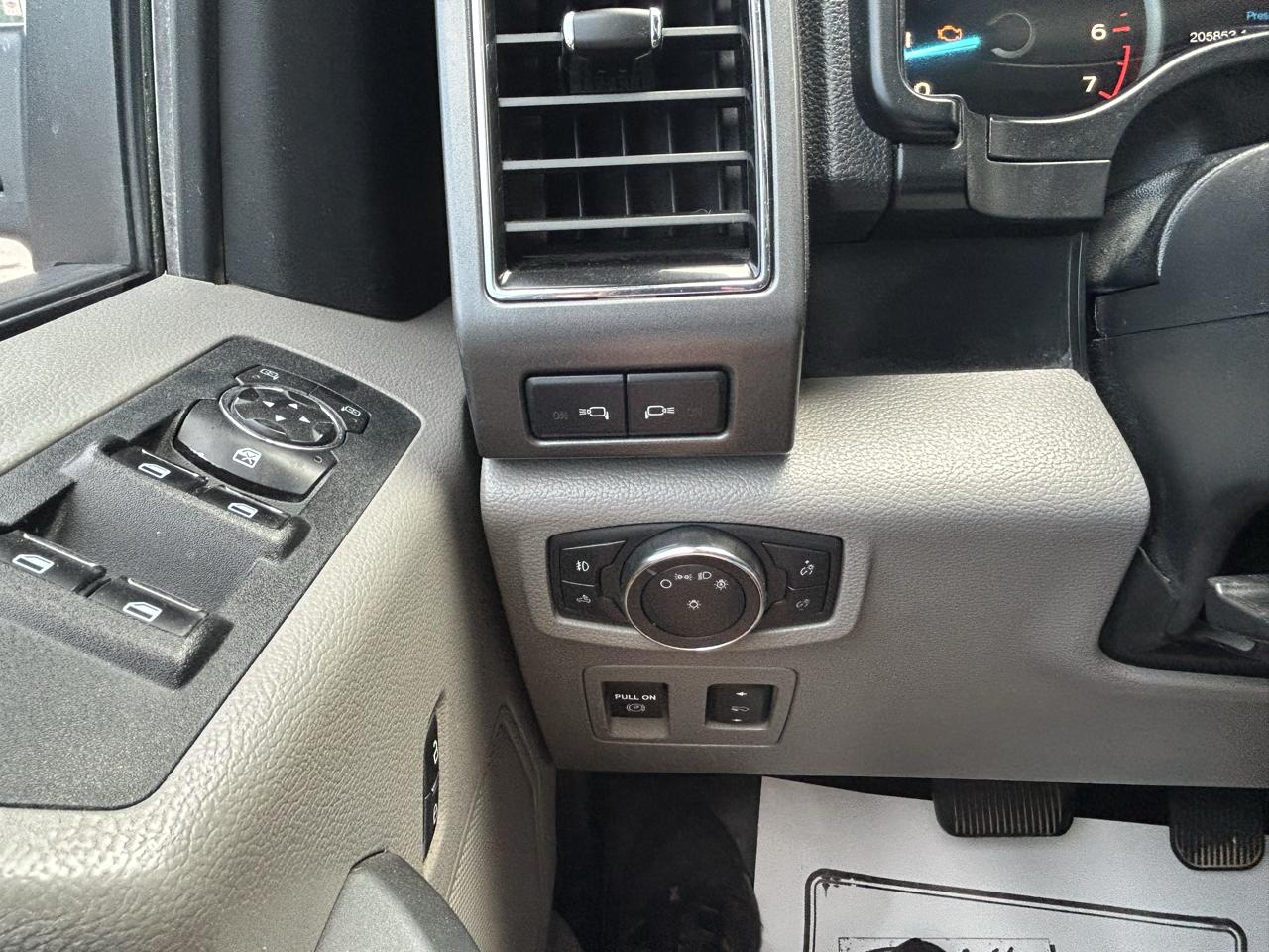 Ford F-150 XLT 4WD SuperCrew 5.5' Box 2018