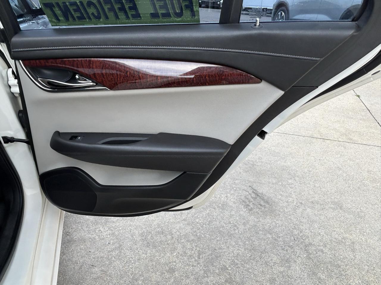 Cadillac ATS 4dr Sdn 2.0L Luxury RWD 2013