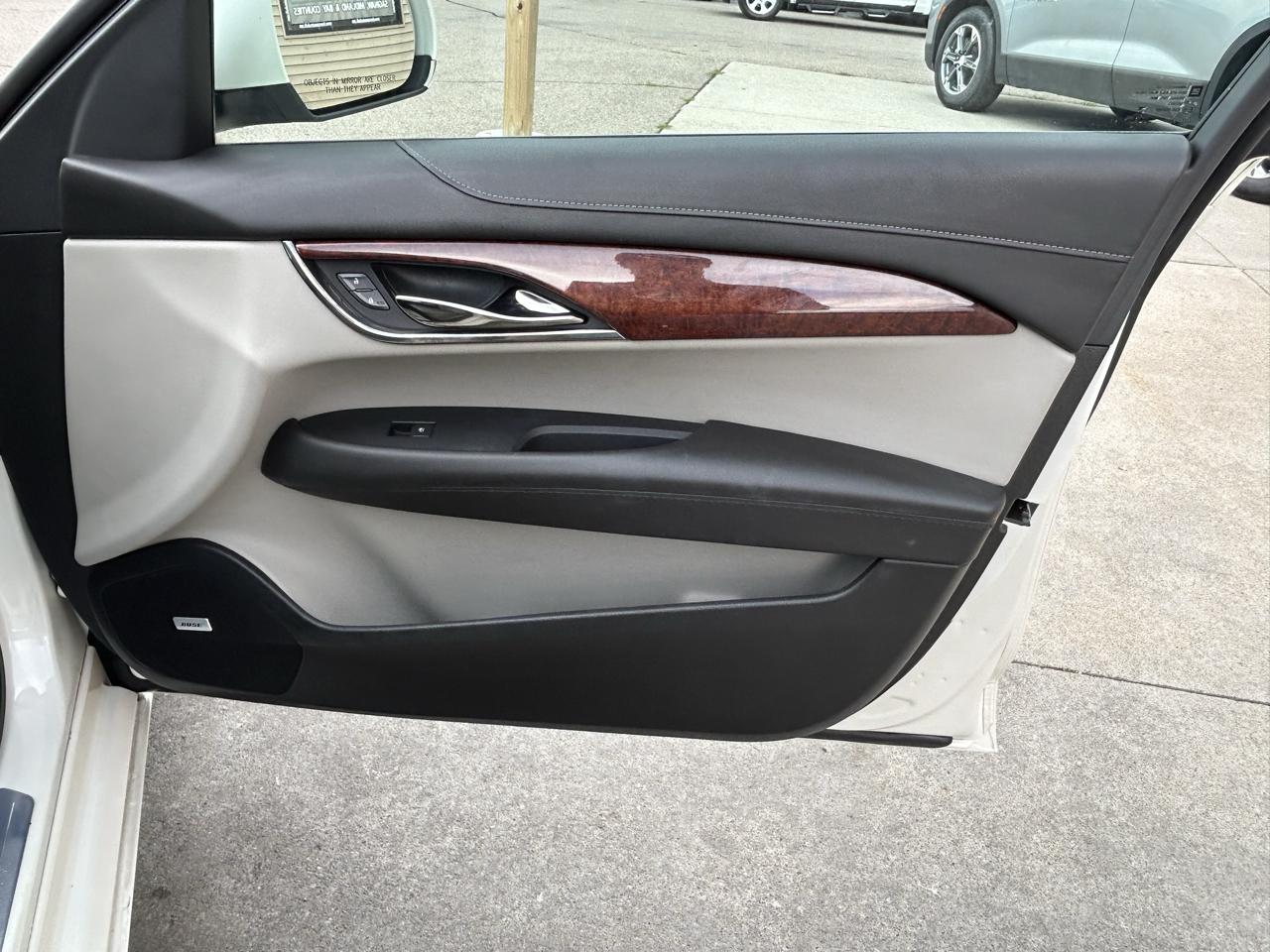Cadillac ATS 4dr Sdn 2.0L Luxury RWD 2013