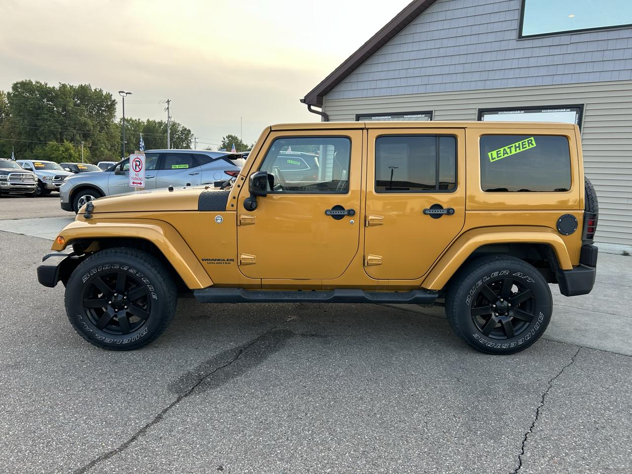 Jeep Wrangler Unlimited 4WD 4dr Altitude 2014