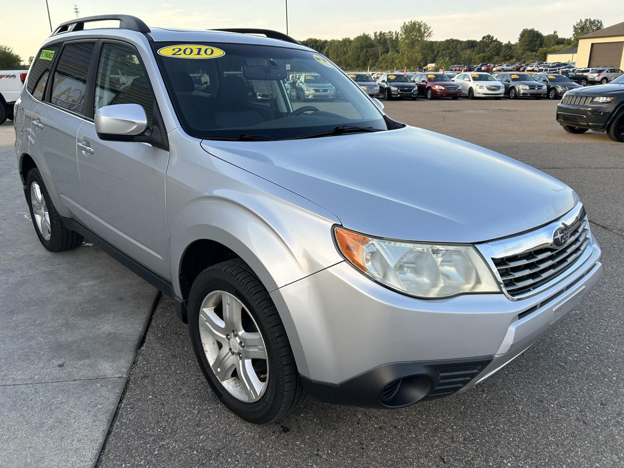 Subaru Forester 4dr Auto 2.5X Premium w/All-Weather Pkg 2010