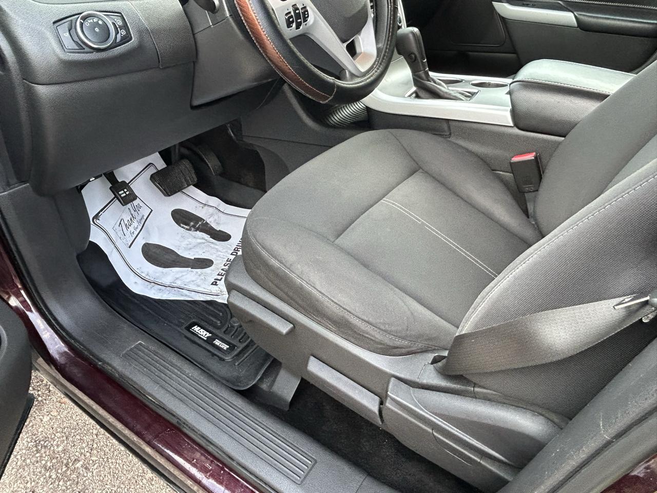 Ford Edge 4dr SE FWD 2011