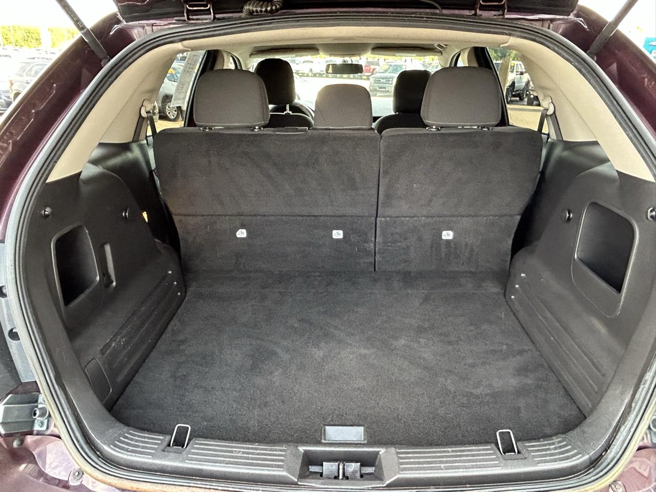 Ford Edge 4dr SE FWD 2011