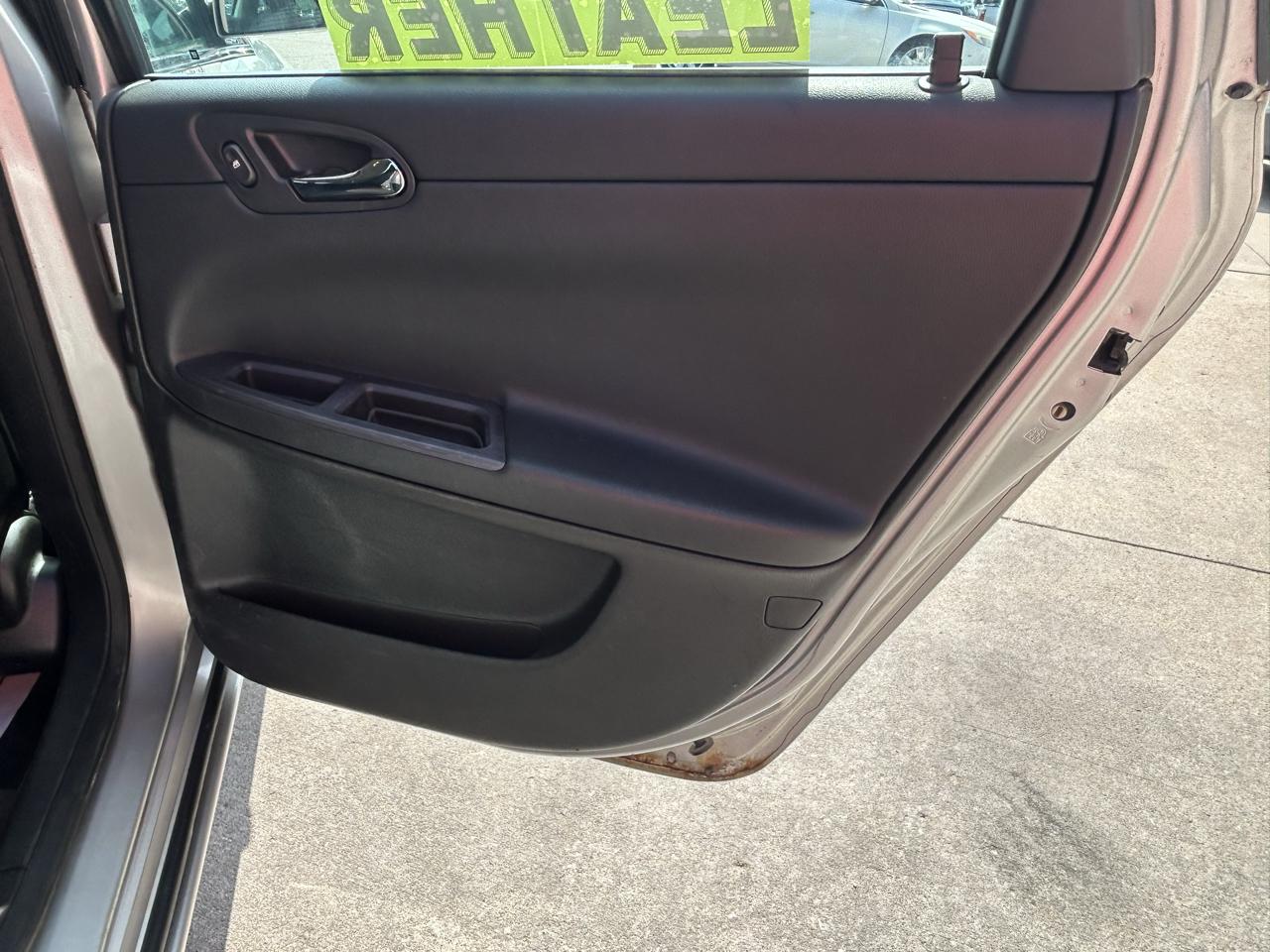 Chevrolet Impala 4dr Sdn 3.5L LT 2008