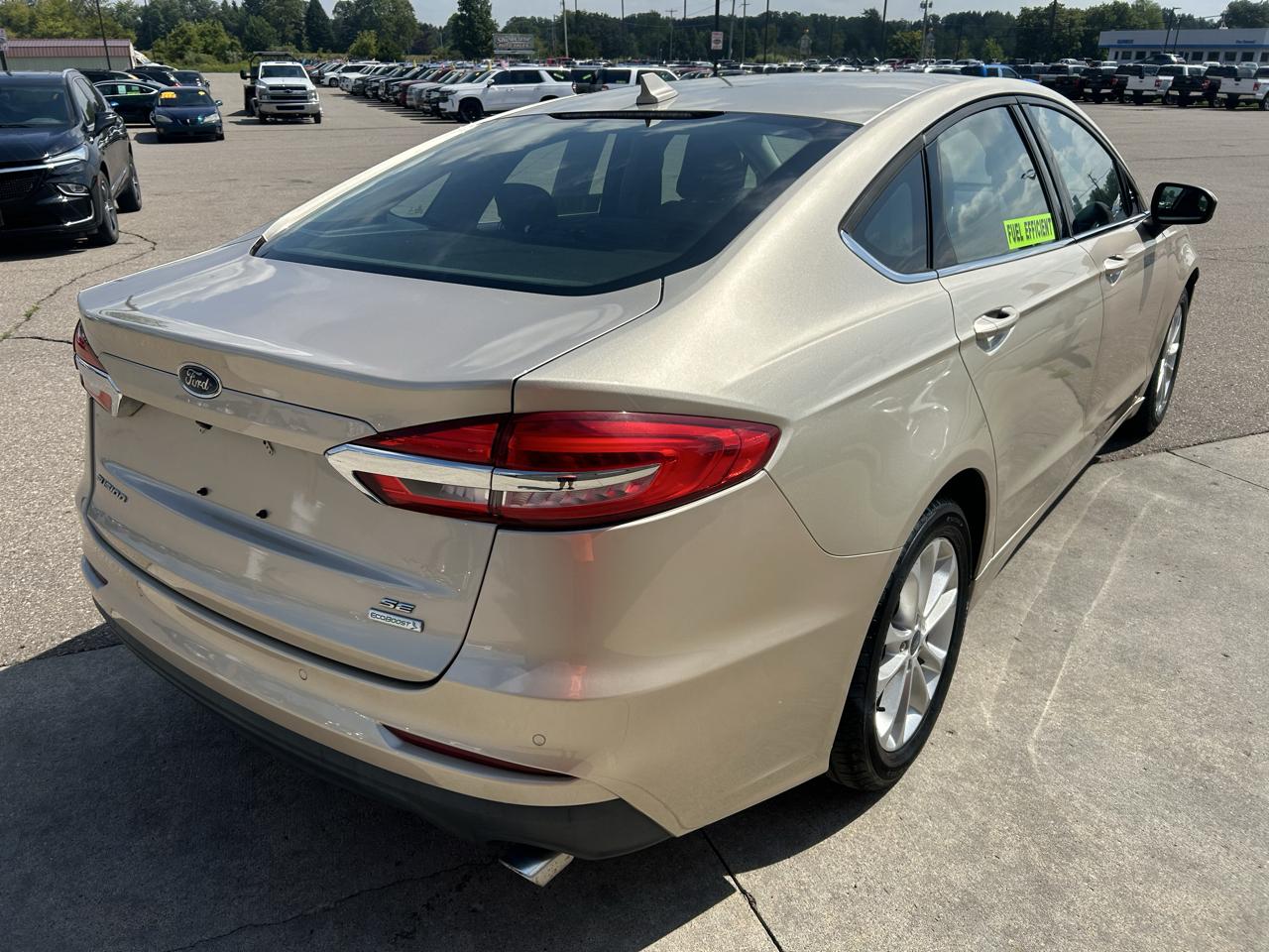 Ford Fusion SE FWD 2019