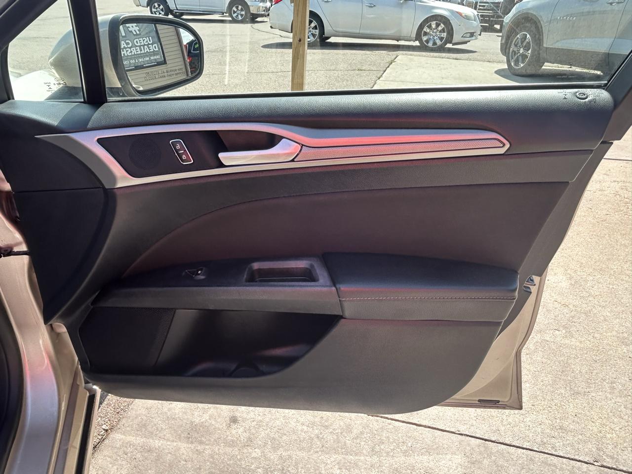 Ford Fusion SE FWD 2019
