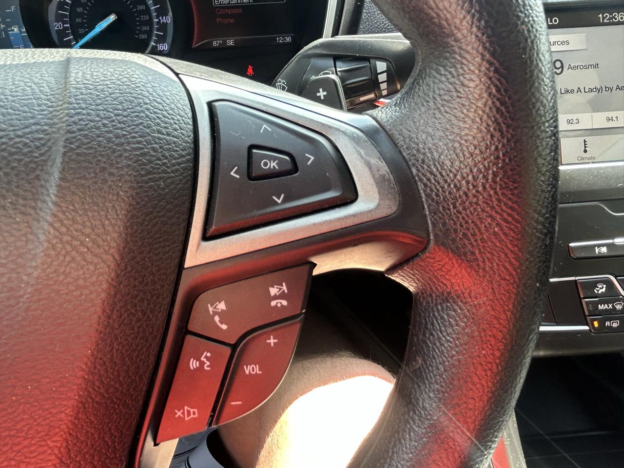 Ford Fusion SE FWD 2019