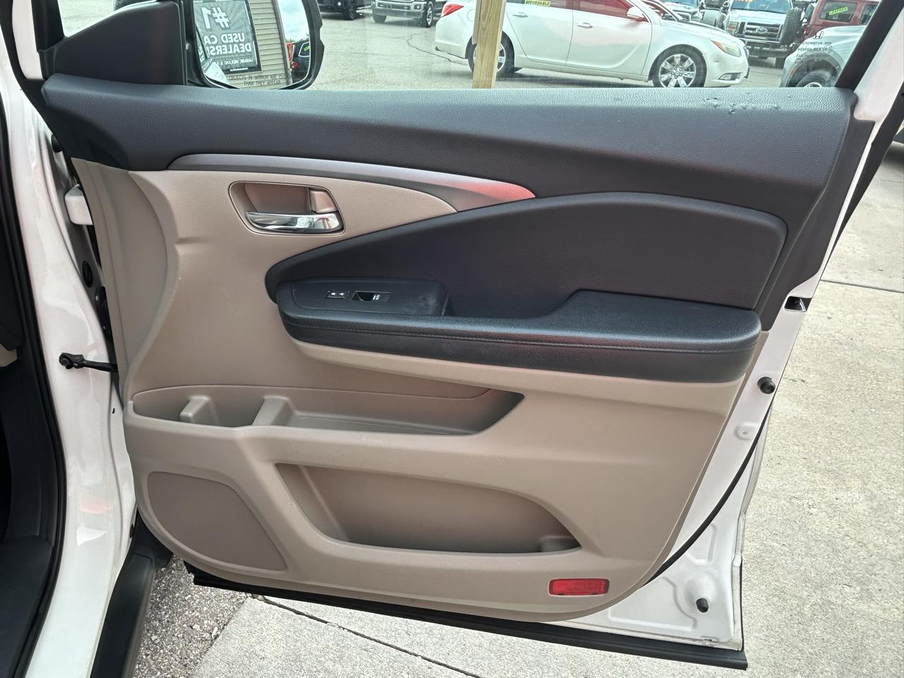Honda Pilot AWD 4dr LX 2016