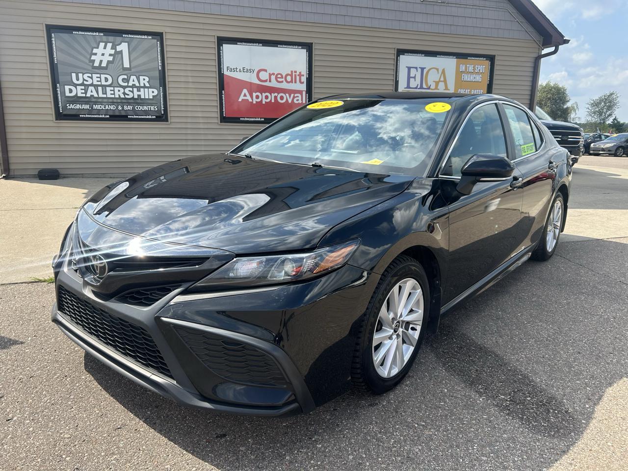 Toyota Camry SE Auto (Natl) 2022