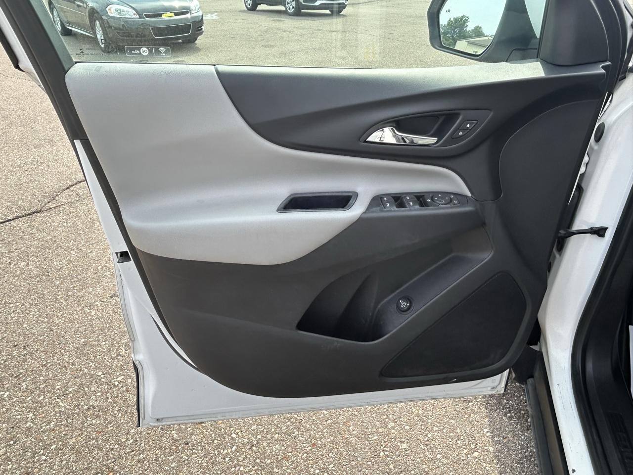 Chevrolet Equinox FWD 4dr LT w/1LT 2018