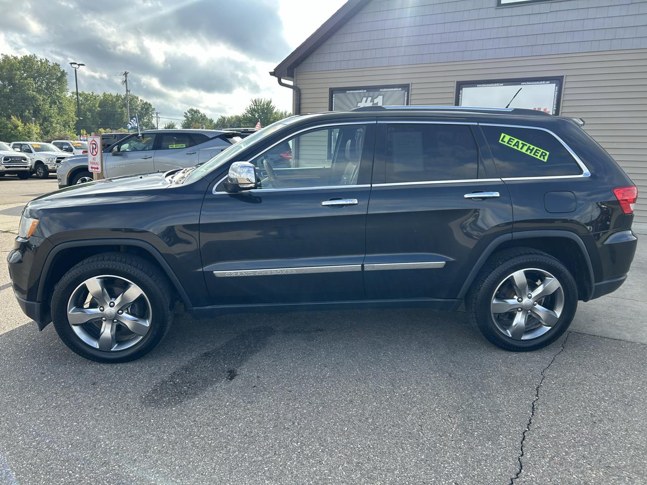 Jeep Grand Cherokee 4WD 4dr Overland 2013
