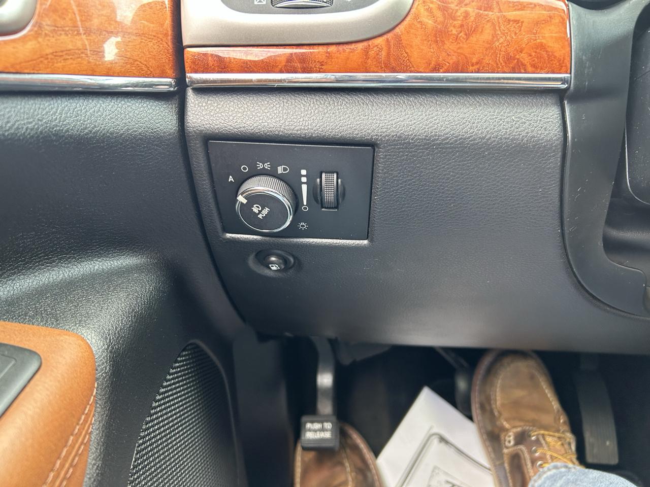 Jeep Grand Cherokee 4WD 4dr Overland 2013