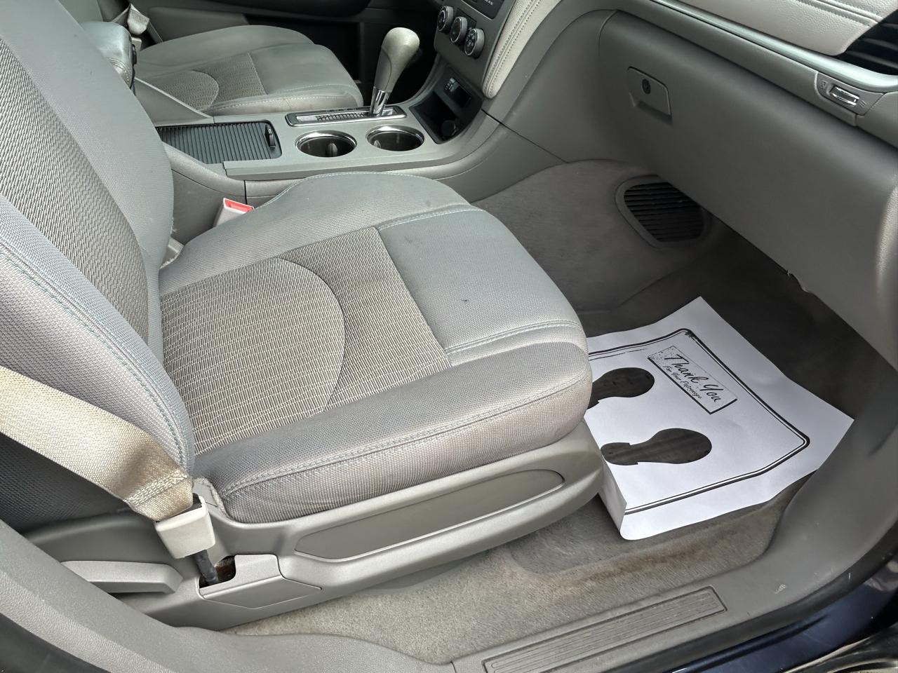 Chevrolet Traverse FWD 4dr LS 2013