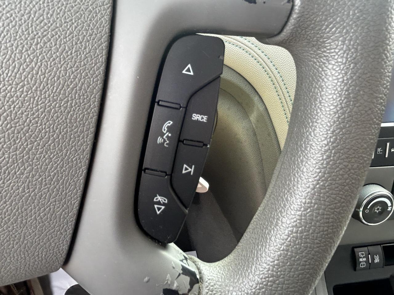 Chevrolet Traverse FWD 4dr LS 2013