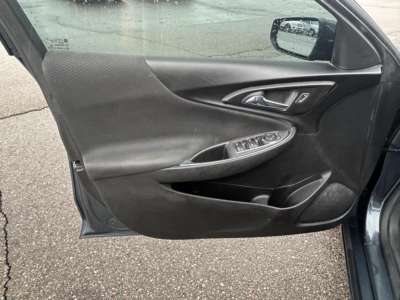Chevrolet Malibu 4dr Sdn LT w/1LT 2019