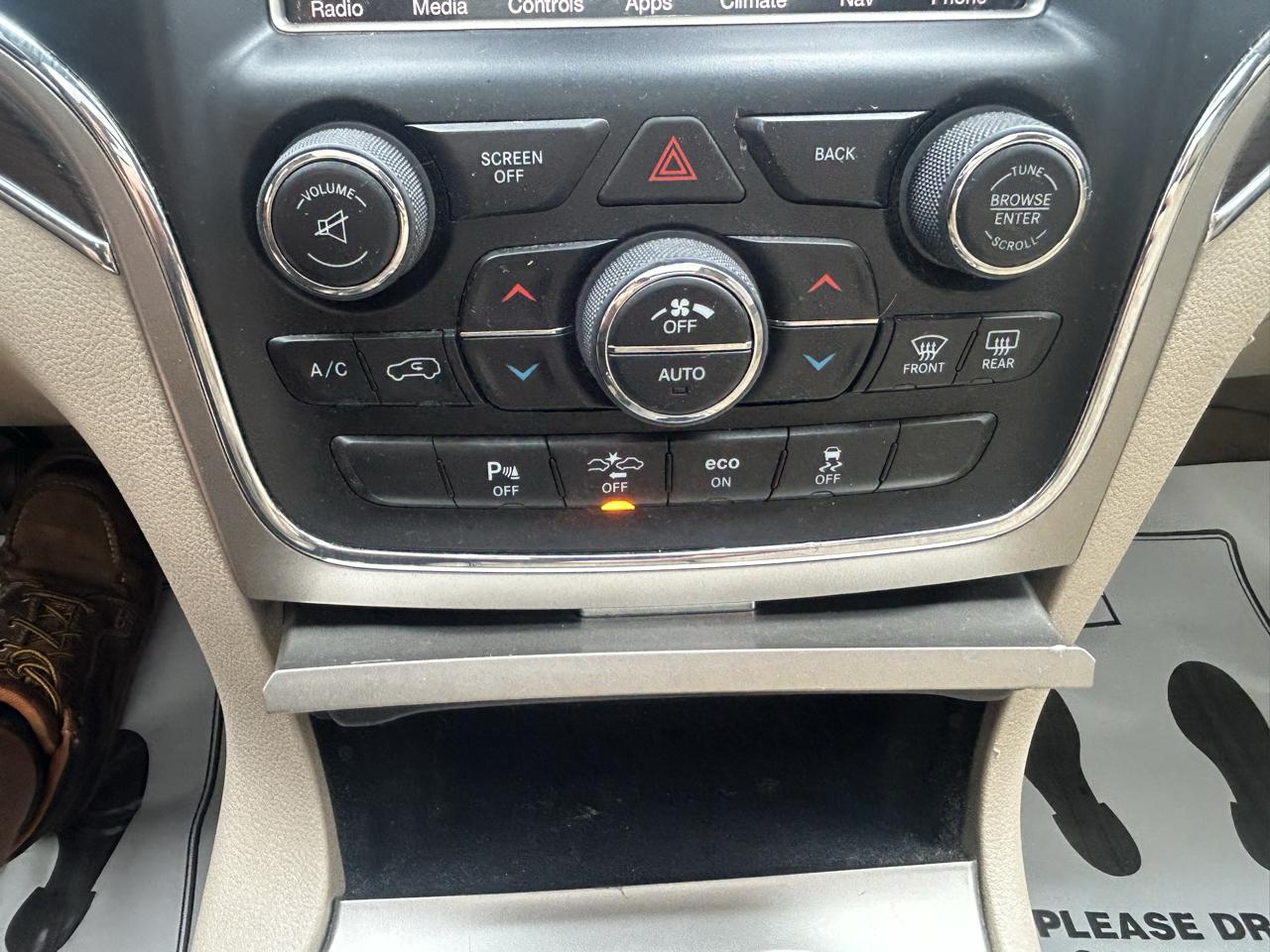 Jeep Grand Cherokee 4WD 4dr Overland 2014