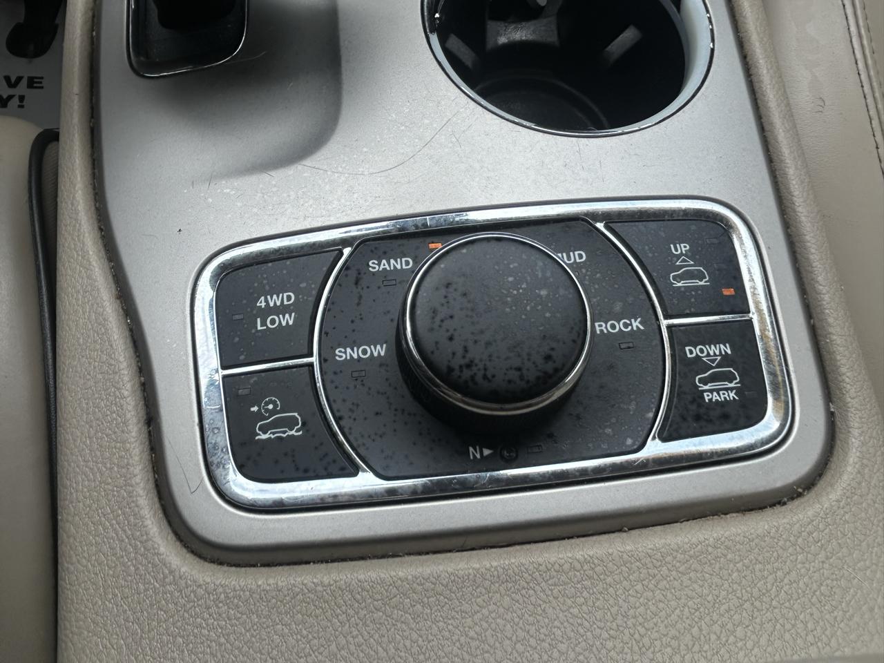 Jeep Grand Cherokee 4WD 4dr Overland 2014