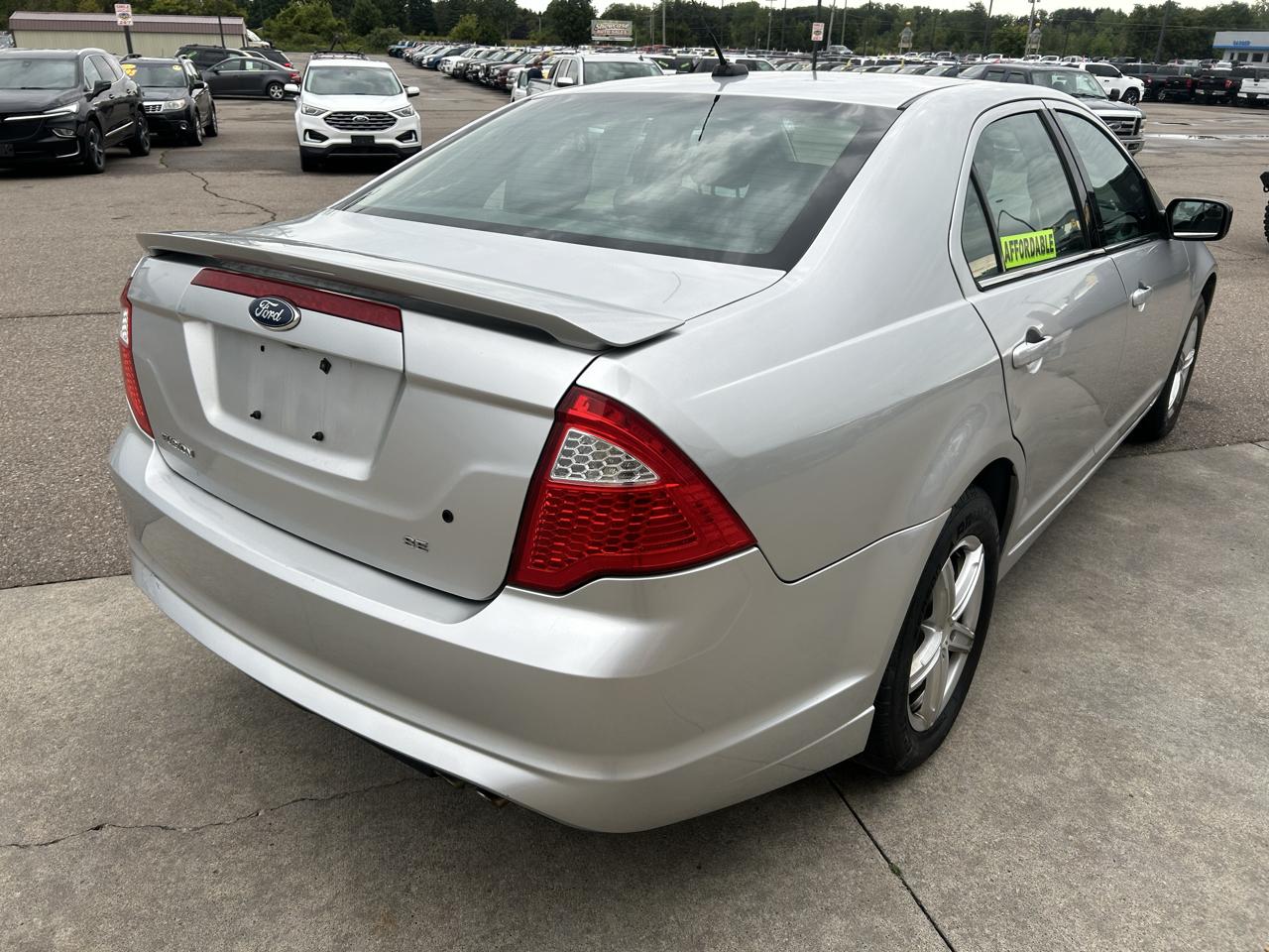 Ford Fusion 4dr Sdn SE FWD 2012