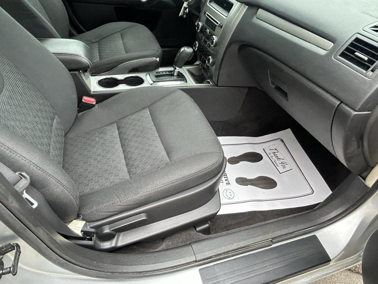 Ford Fusion 4dr Sdn SE FWD 2012