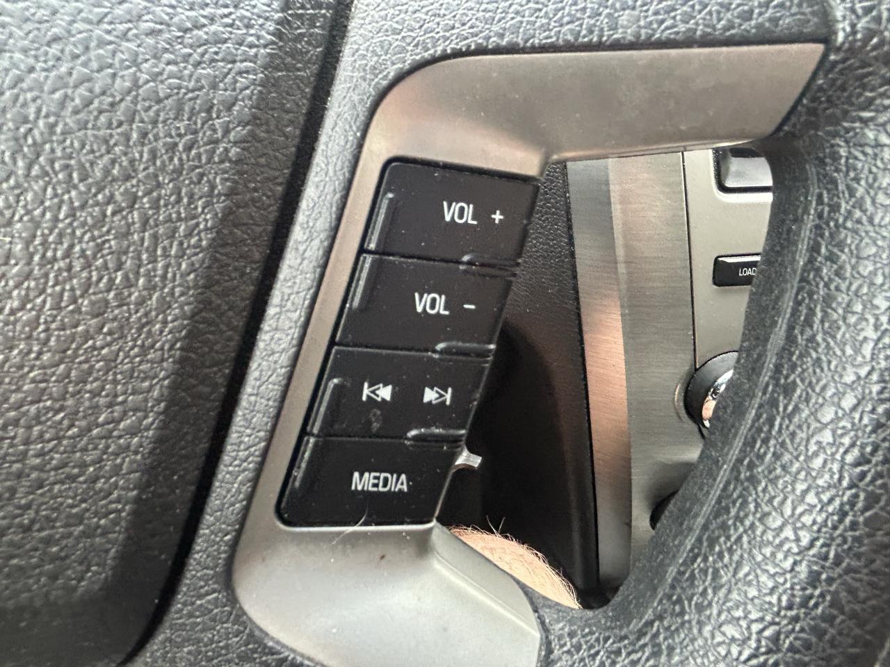 Ford Fusion 4dr Sdn SE FWD 2012