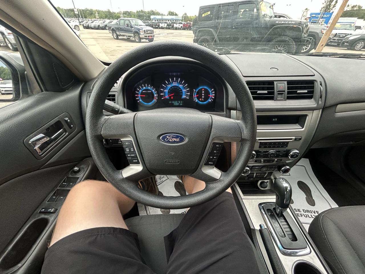Ford Fusion 4dr Sdn SE FWD 2012