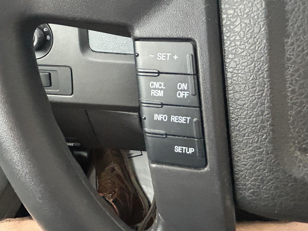 Ford F-150 4WD SuperCrew 145" XLT 2014