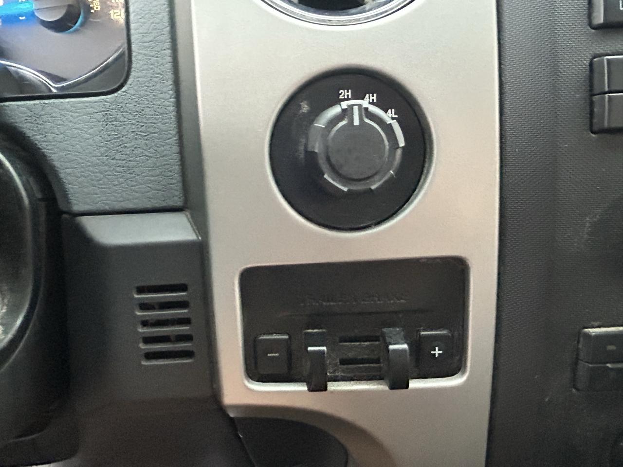 Ford F-150 4WD SuperCrew 145" XLT 2014