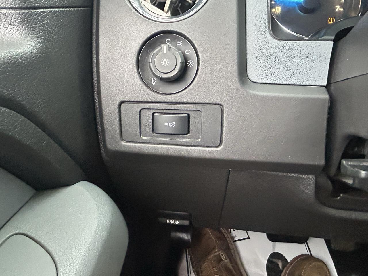 Ford F-150 4WD SuperCrew 145" XLT 2014