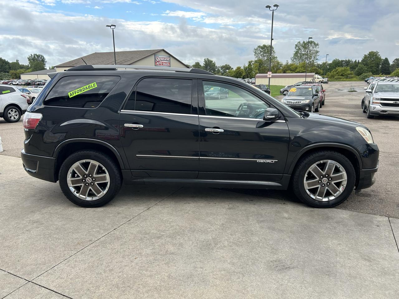 GMC Acadia AWD 4dr Denali 2011