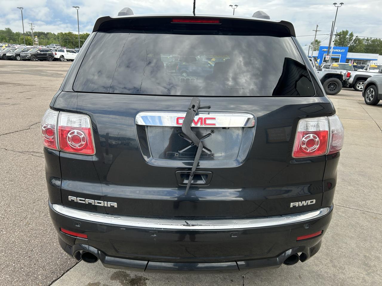 GMC Acadia AWD 4dr Denali 2011