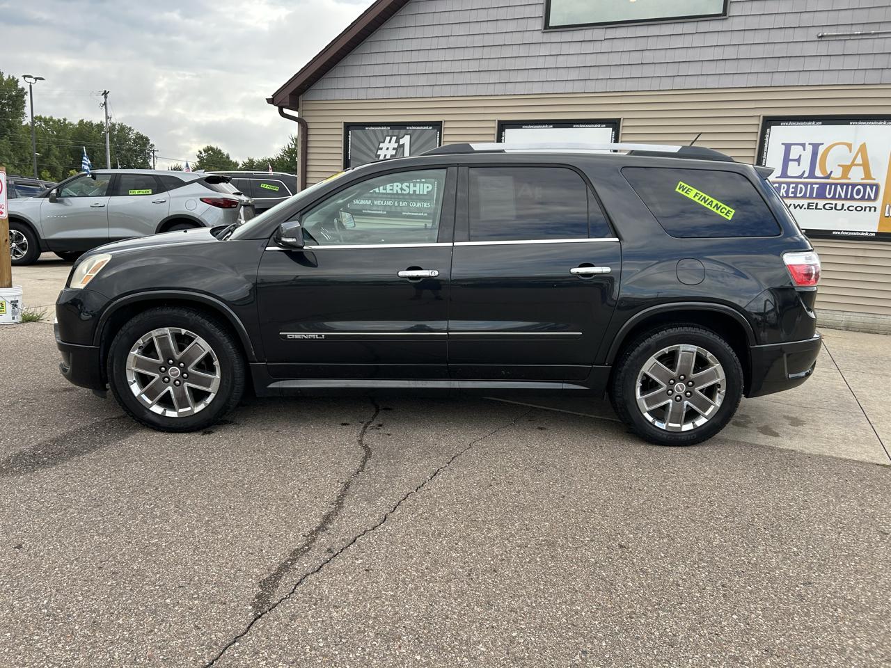 GMC Acadia AWD 4dr Denali 2011