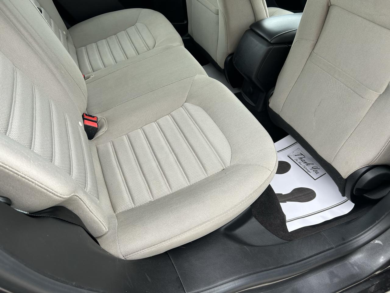 Ford Fusion S FWD 2019