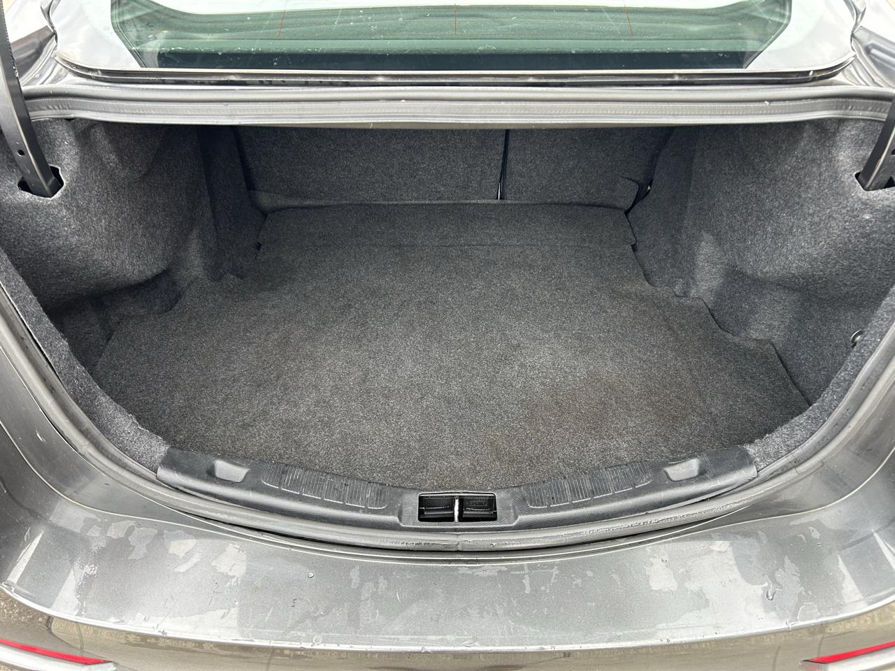 Ford Fusion S FWD 2019