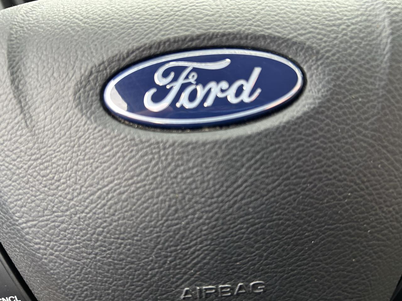 Ford Fusion S FWD 2019