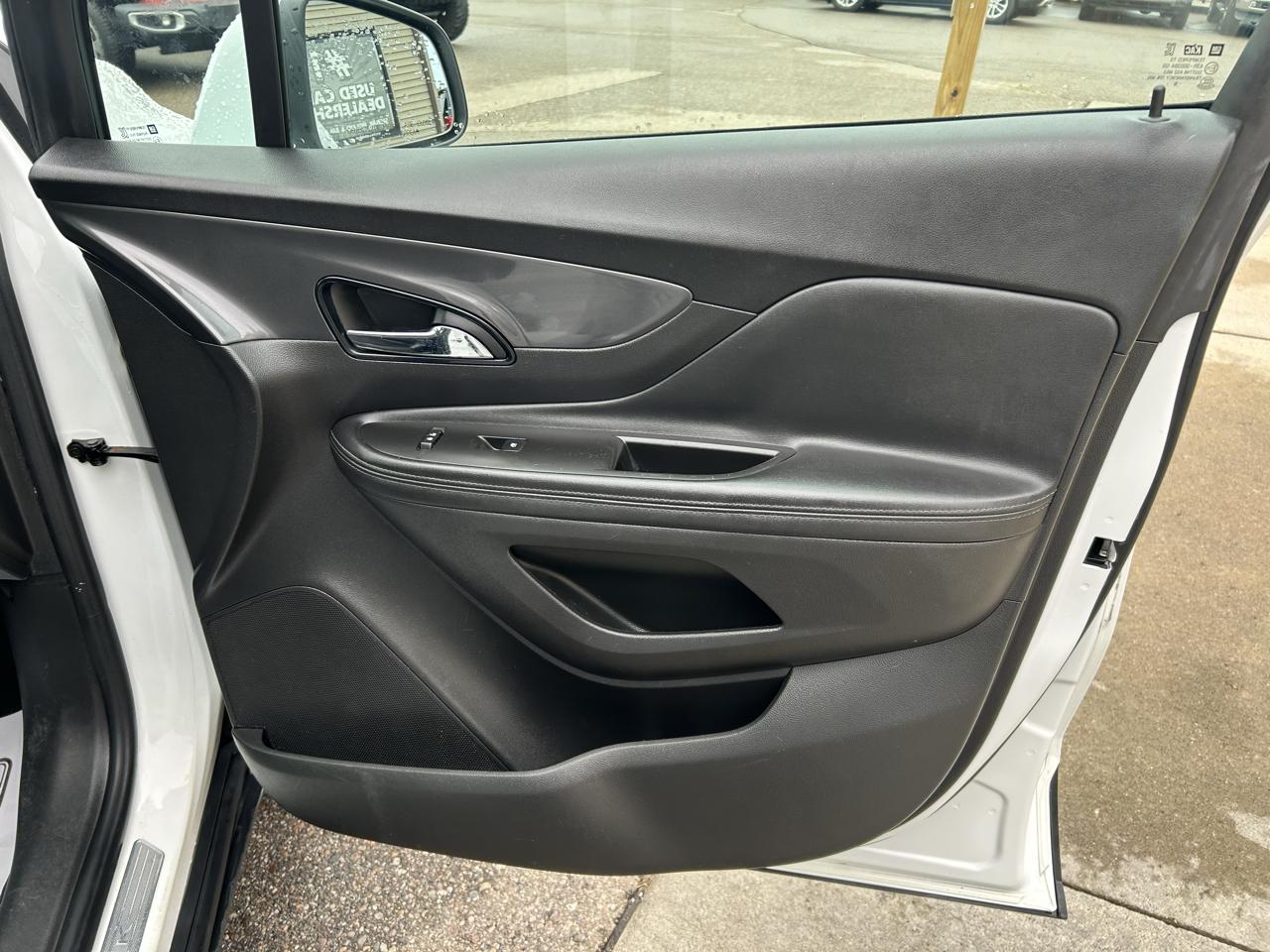 Buick Encore FWD 4dr Essence 2020