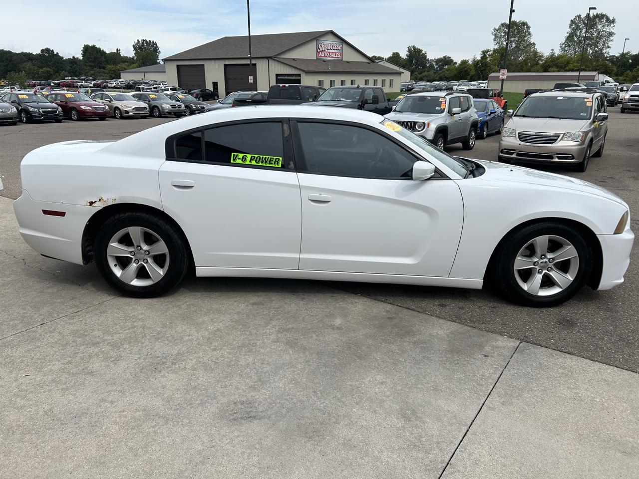 Dodge Charger 4dr Sdn SE RWD 2012