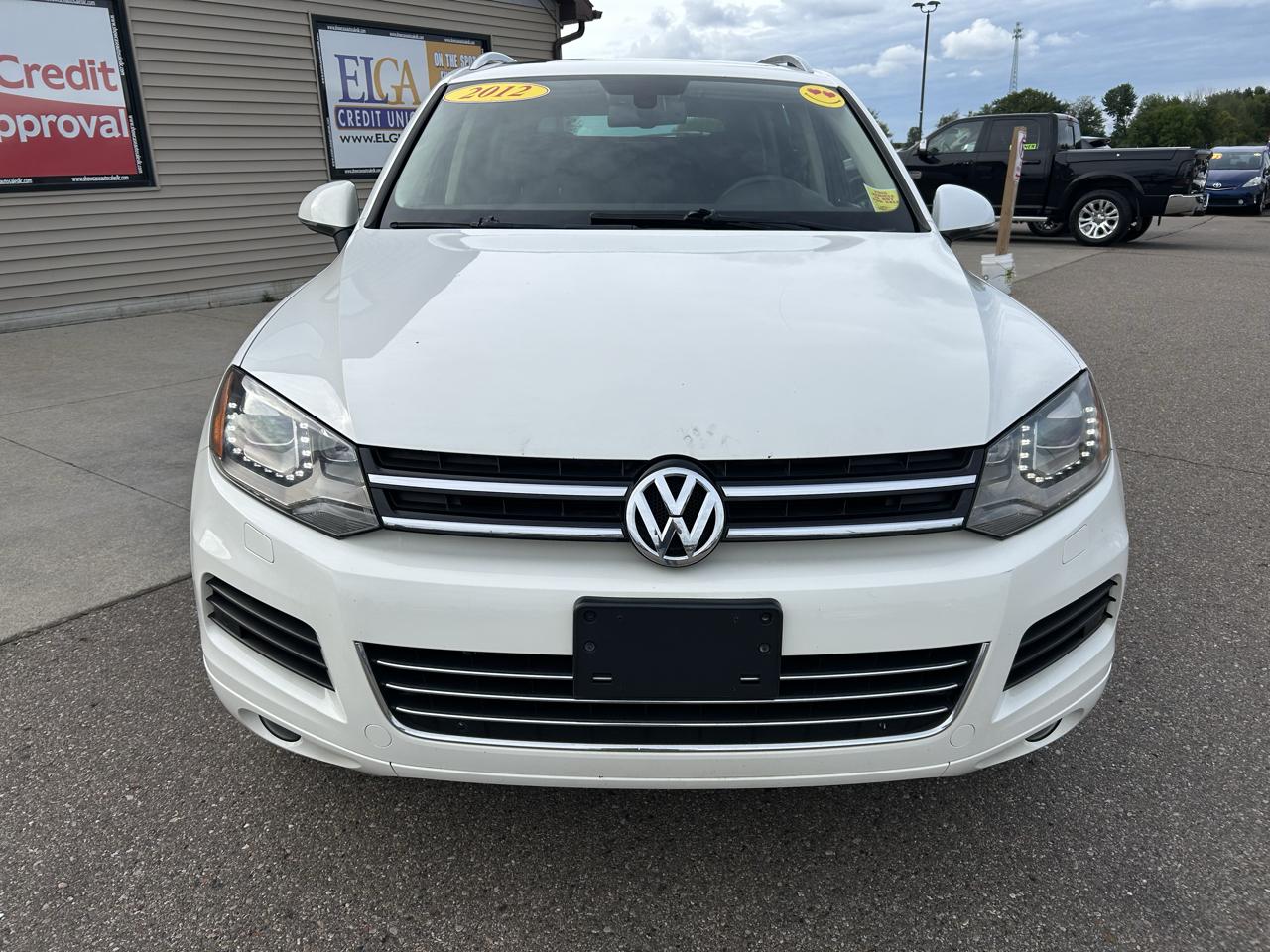 Volkswagen Touareg 4dr VR6 Sport w/Nav 2012