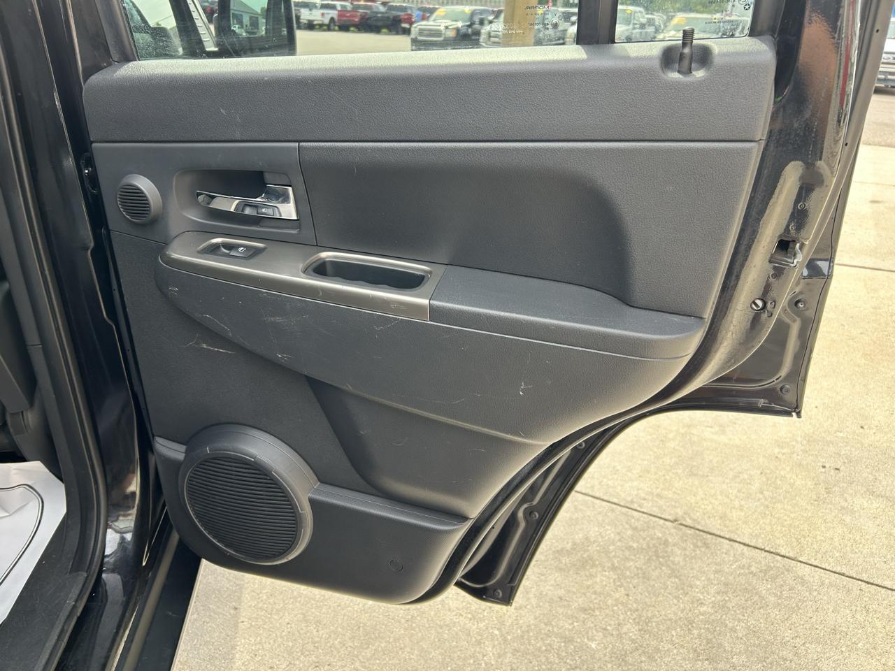 Jeep Liberty 4WD 4dr Limited Jet 2012