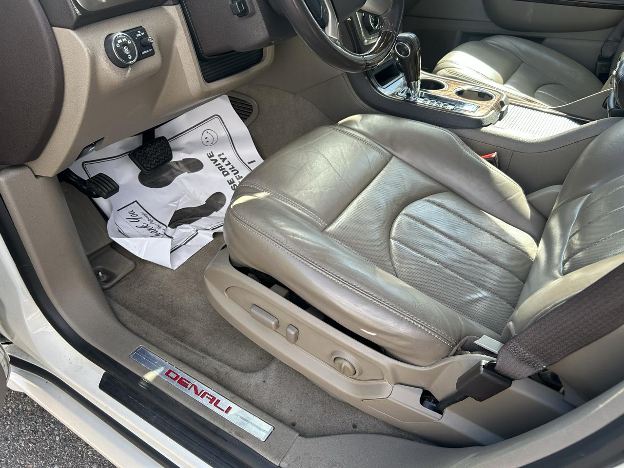 GMC Acadia AWD 4dr Denali 2013